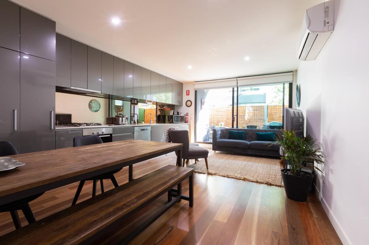 Experience Port Melbourne Apartment Luaran gambar