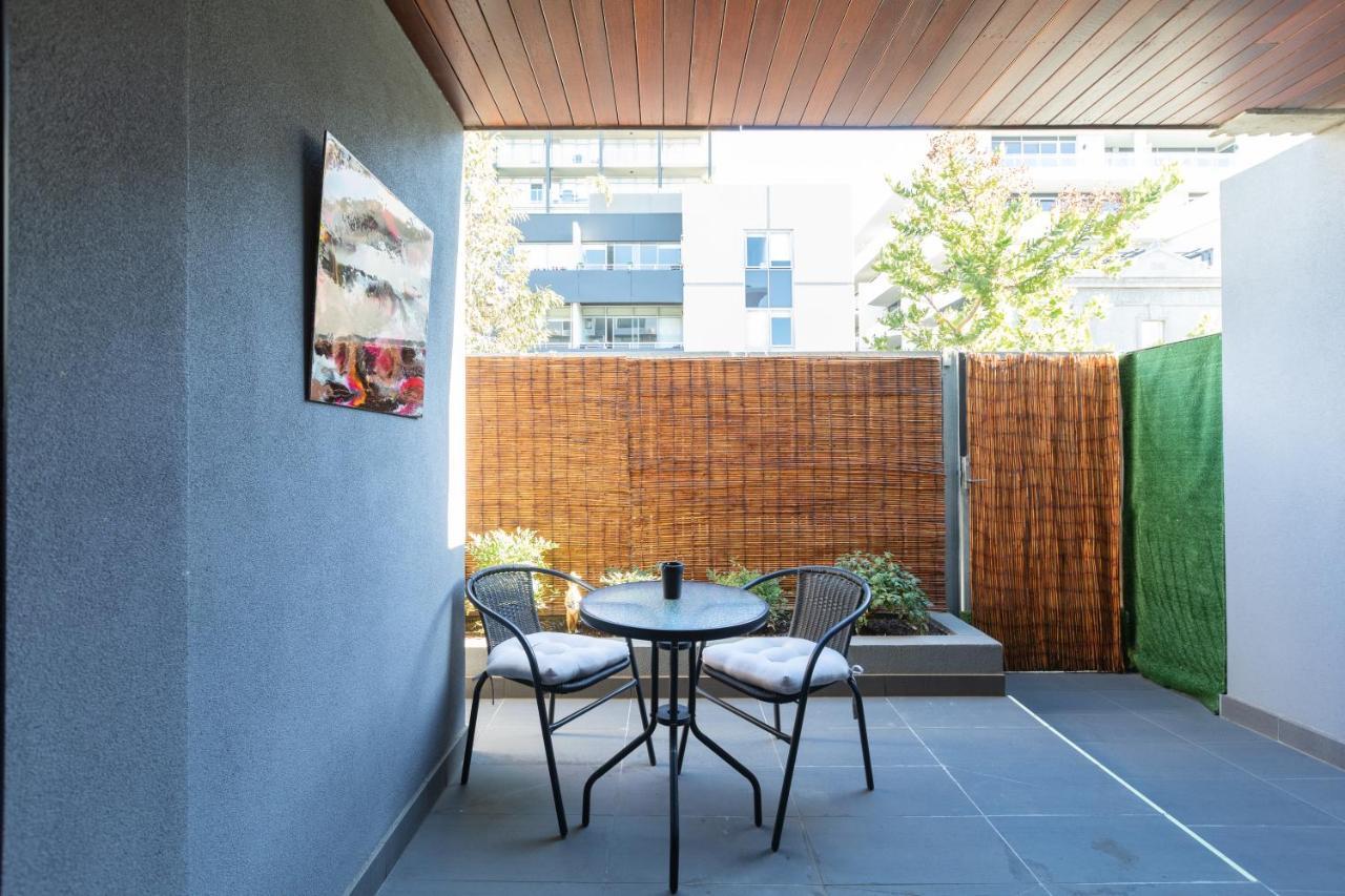 Experience Port Melbourne Apartment Luaran gambar